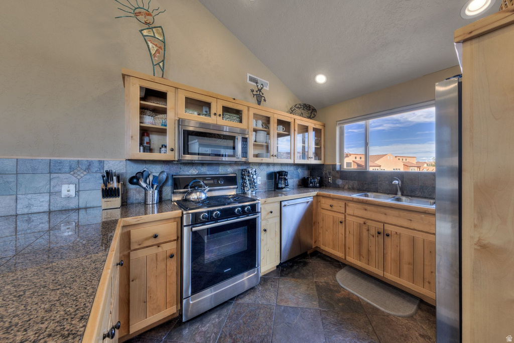 3686 S SPANISH VALLEY. UNIT I-1 DR #I-1 Moab, UT 84532