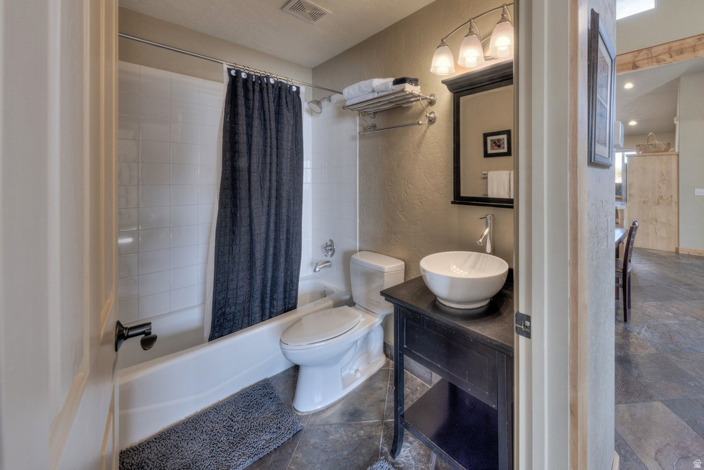 3686 S SPANISH VALLEY. UNIT I-1 DR #I-1 Moab, UT 84532
