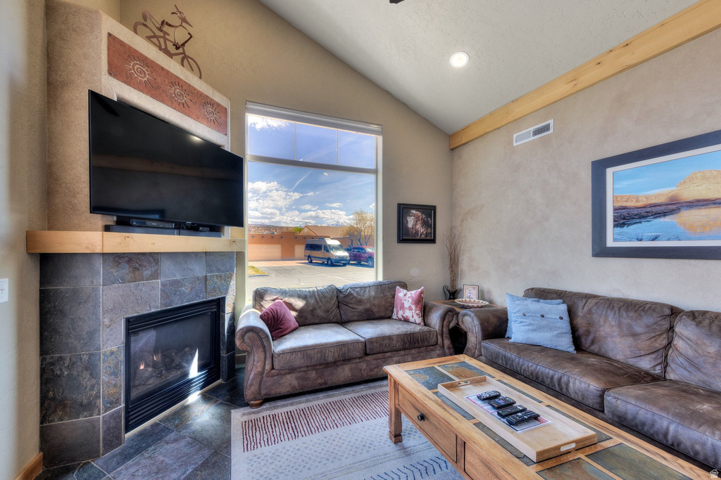 3686 S SPANISH VALLEY. UNIT I-1 DR #I-1 Moab, UT 84532