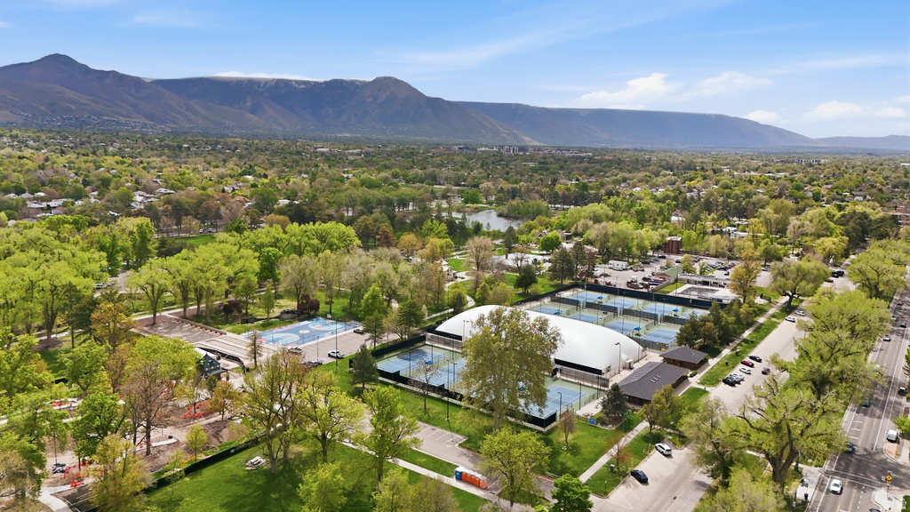 147 E WILLIAMS AVE Salt Lake City, UT 84111