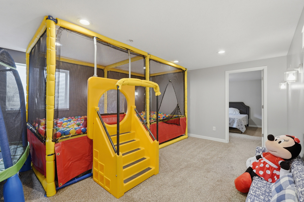 7902 S 2450 E South Weber, UT 84405
