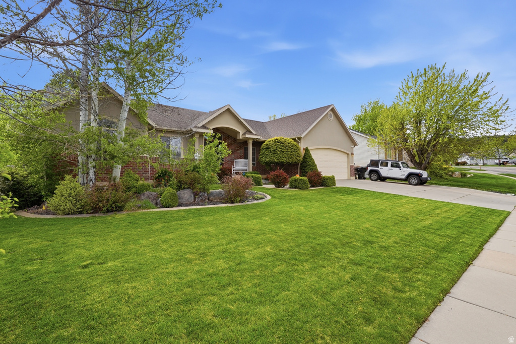 7902 S 2450 E South Weber, UT 84405