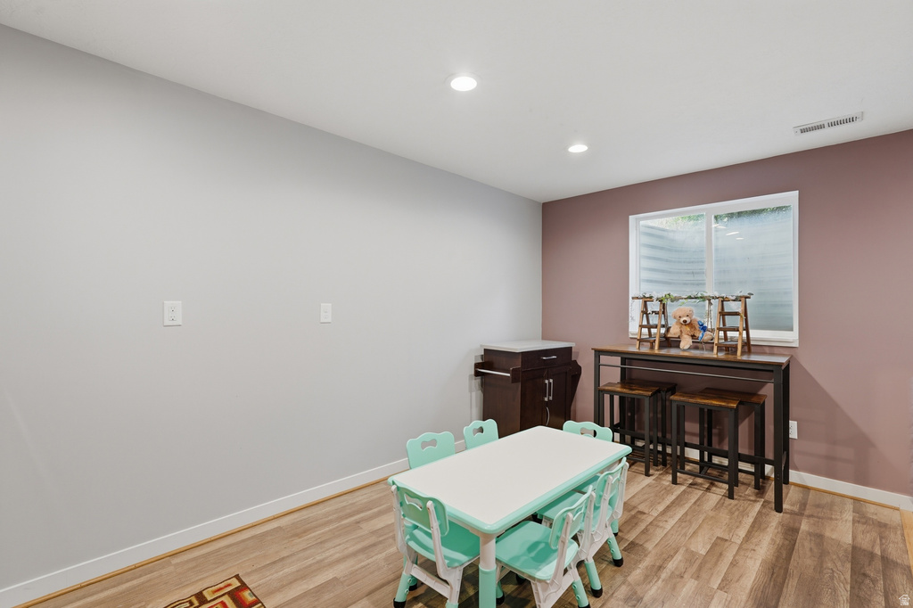 7902 S 2450 E South Weber, UT 84405