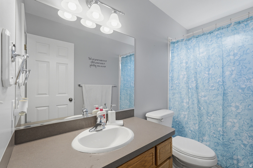 7902 S 2450 E South Weber, UT 84405