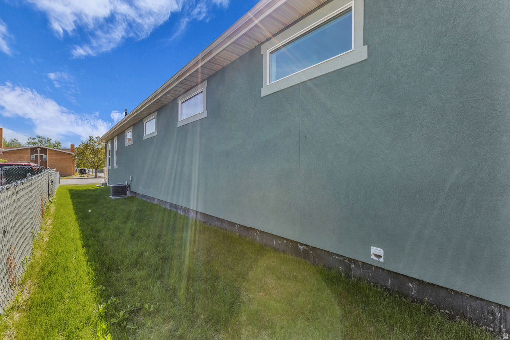 565 N 1200 W Salt Lake City, UT 84116