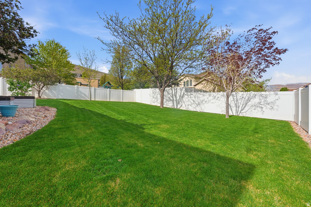 14328 S GARDEN ROSE LN Herriman, UT 84096