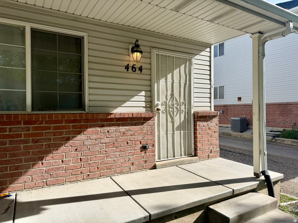 464 E 475 N Ogden, UT 84404