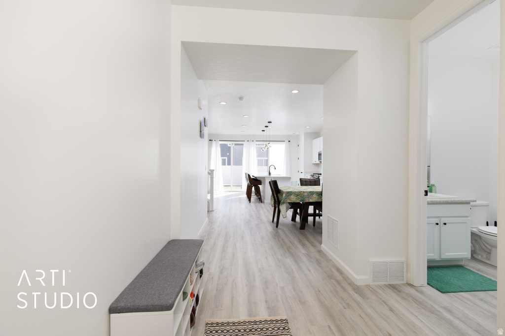 6392 N WILD MARE WAY Lake Point, UT 84074