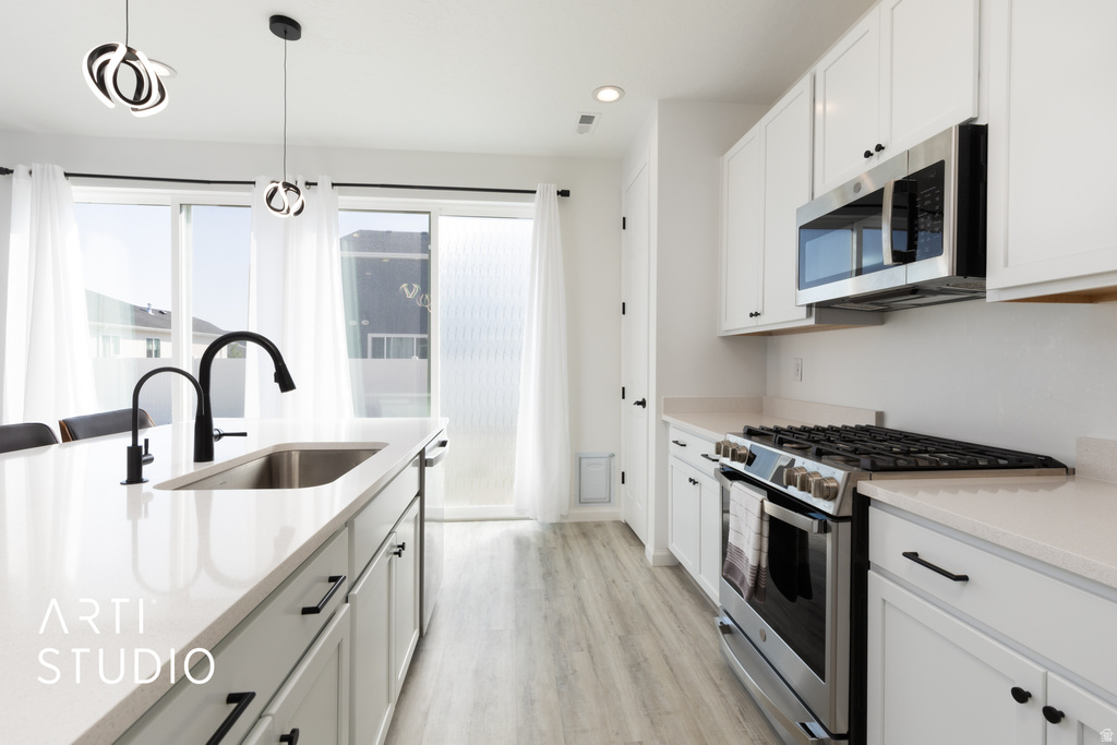 6392 N WILD MARE WAY Lake Point, UT 84074