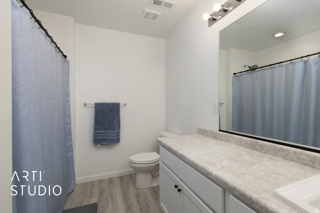 6392 N WILD MARE WAY Lake Point, UT 84074