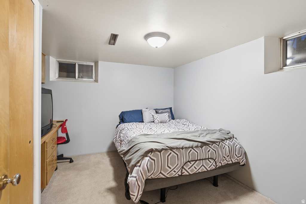 328 E 100 N Clearfield, UT 84015