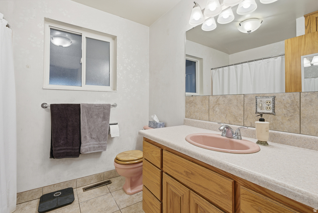 328 E 100 N Clearfield, UT 84015