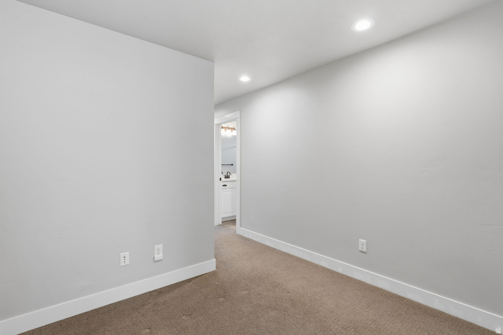 256 E KIRSTEN LN. #142 North Salt Lake, UT 84054