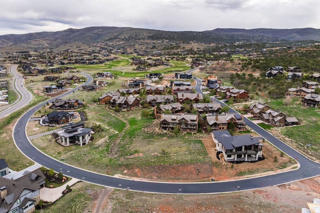 230 N HAYSTACK DR Heber City, UT 84032