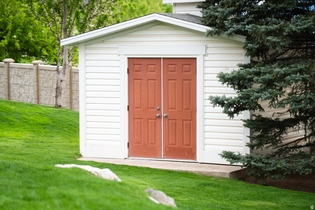 108 S BRIGGS DR Bountiful, UT 84010