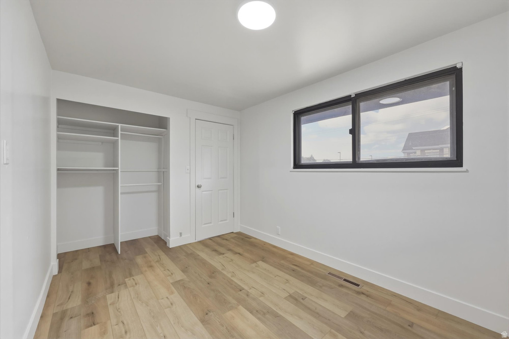 207 W 1300 N Sunset, UT 84015