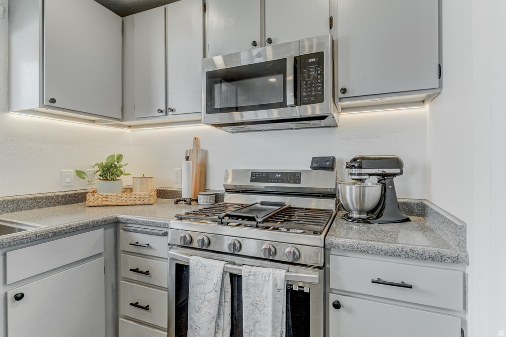 5041 S HEATH AVE Salt Lake City, UT 84118