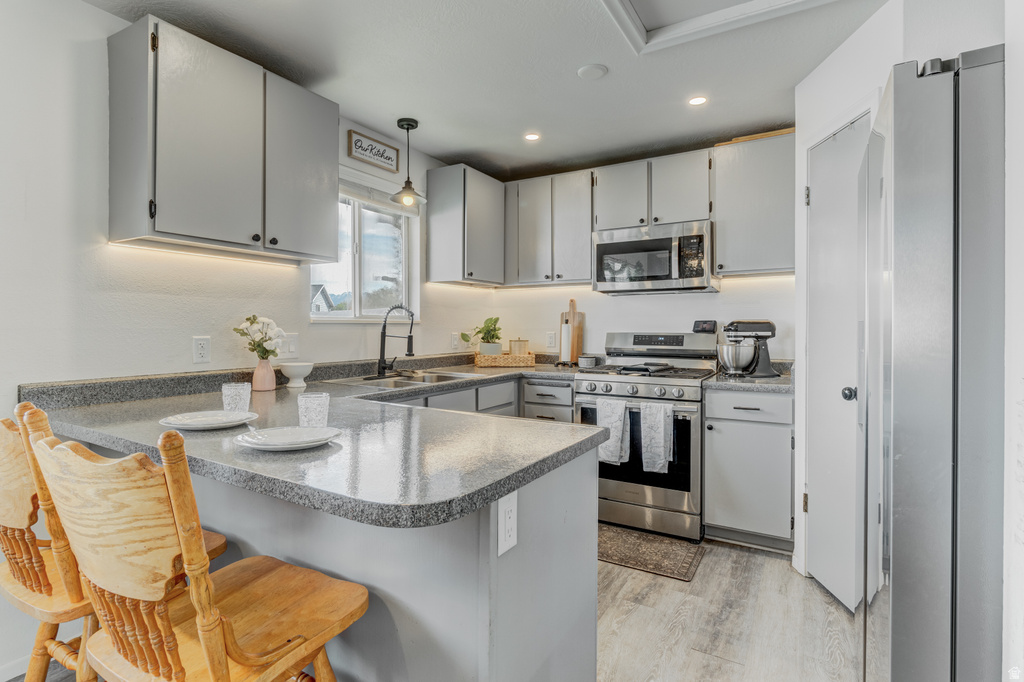 5041 S HEATH AVE Salt Lake City, UT 84118