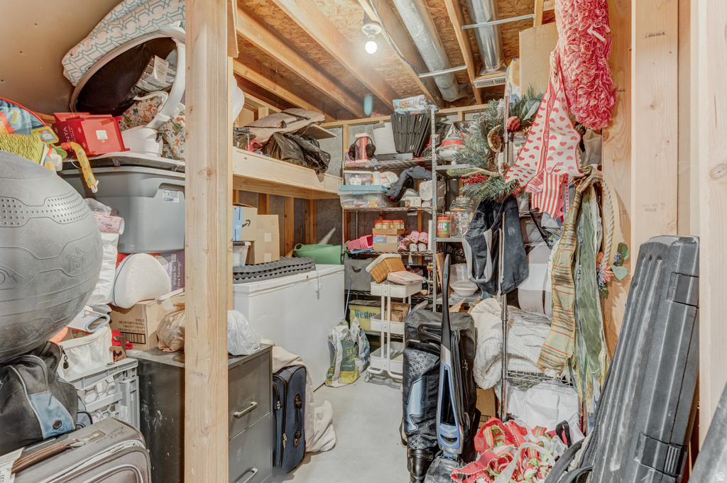 5041 S HEATH AVE Salt Lake City, UT 84118