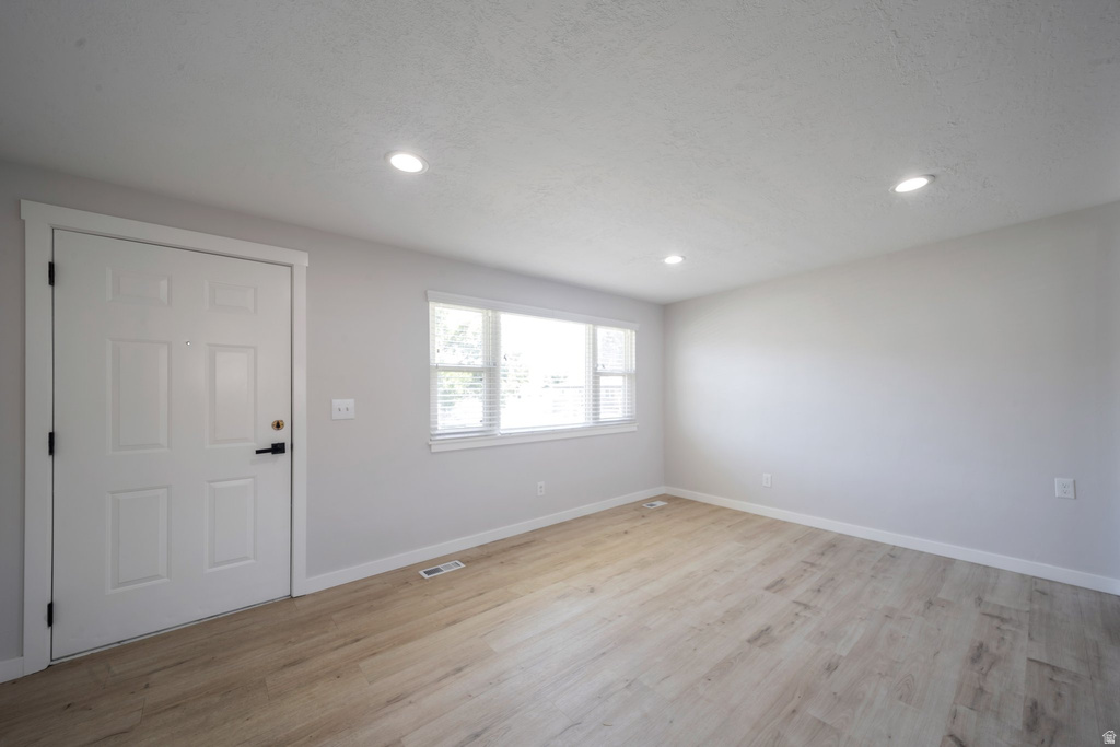 6892 S 1520 W West Jordan, UT 84084