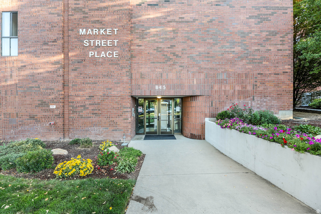 845 E 100 S #201 Salt Lake City, UT 84102