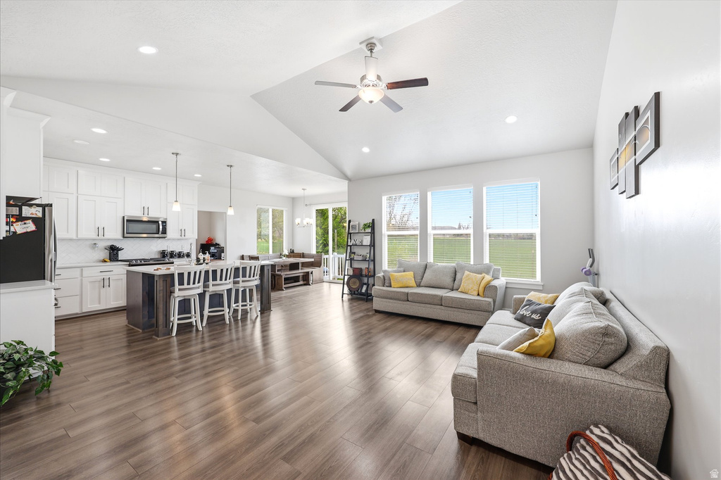 1282 S 50 E Salem, UT 84653