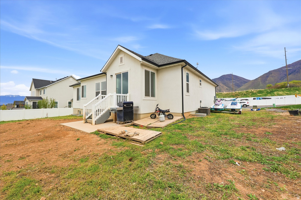 1282 S 50 E Salem, UT 84653
