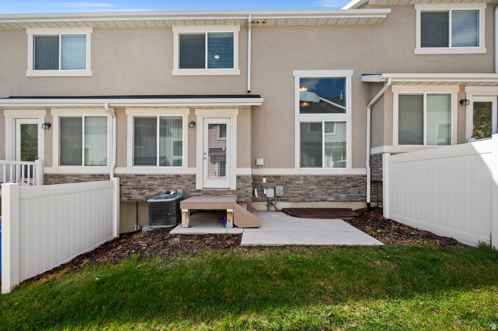 4856 W PILLAR DR Riverton, UT 84096