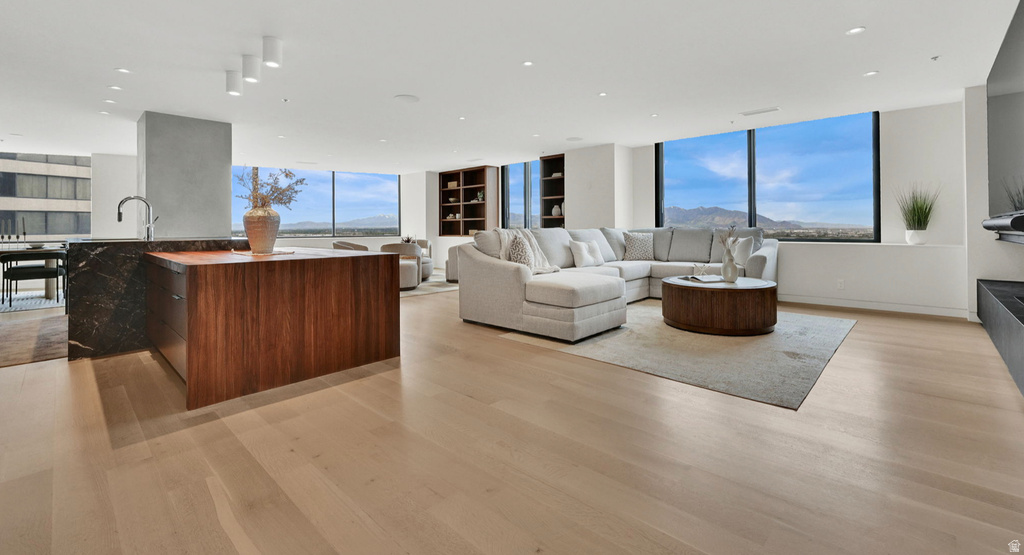 48 W BROADWAY #2204-N Salt Lake City, UT 84101