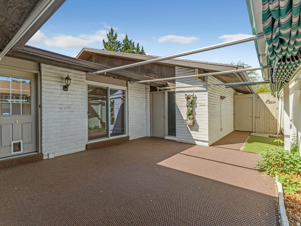 6038 S VILLAGE 3 RD Murray, UT 84121