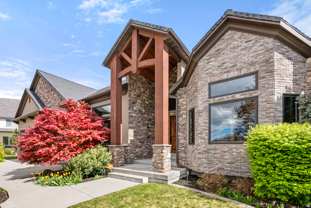 1456 JUNE DR Farmington, UT 84025