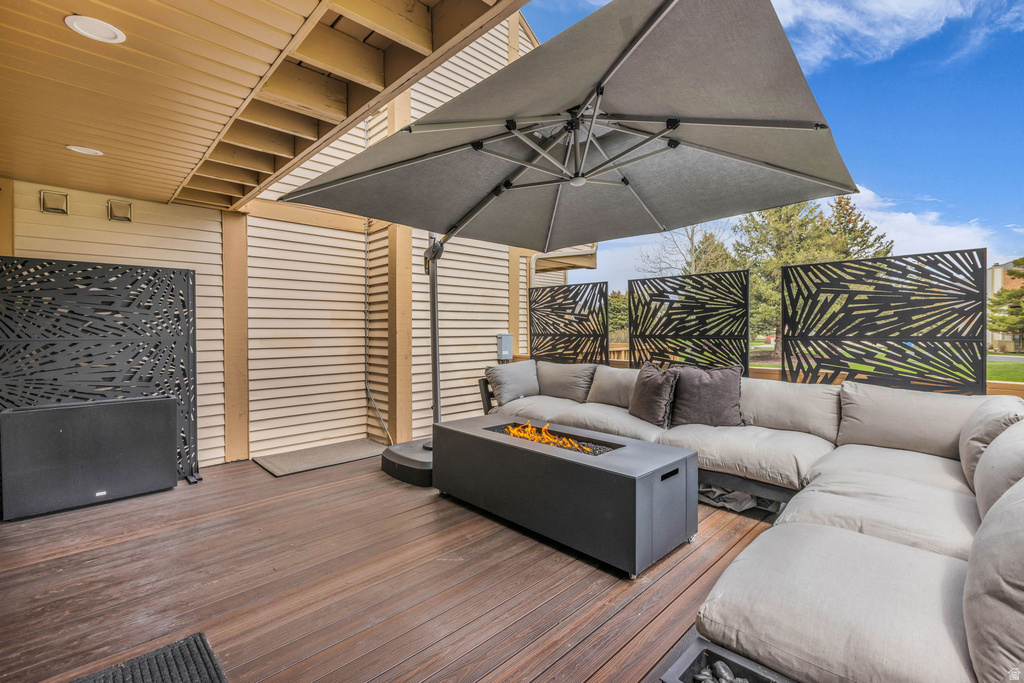 100 SEGURA CT Park City, UT 84060