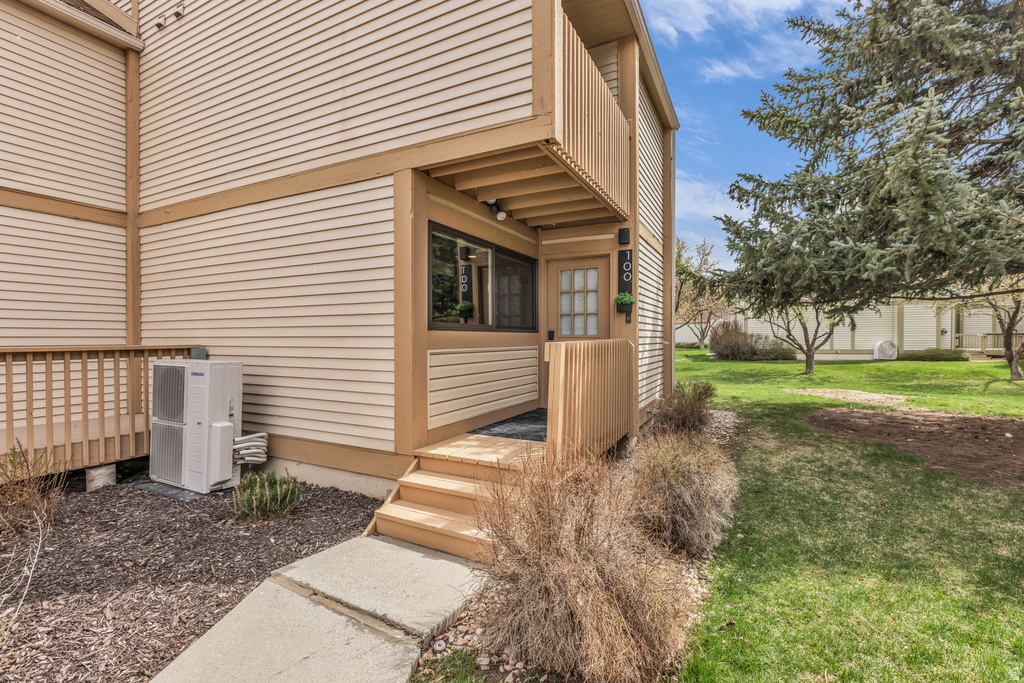 100 SEGURA CT Park City, UT 84060