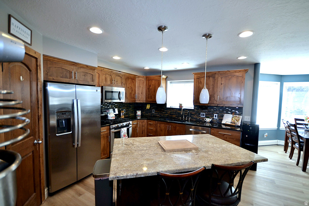 2765 E 7825 S South Weber, UT 84405
