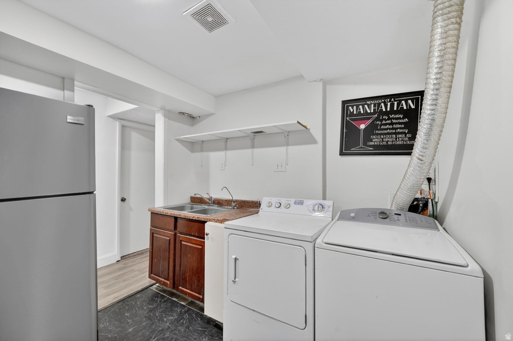 4325 S WILDROSE DR West Valley City, UT 84120