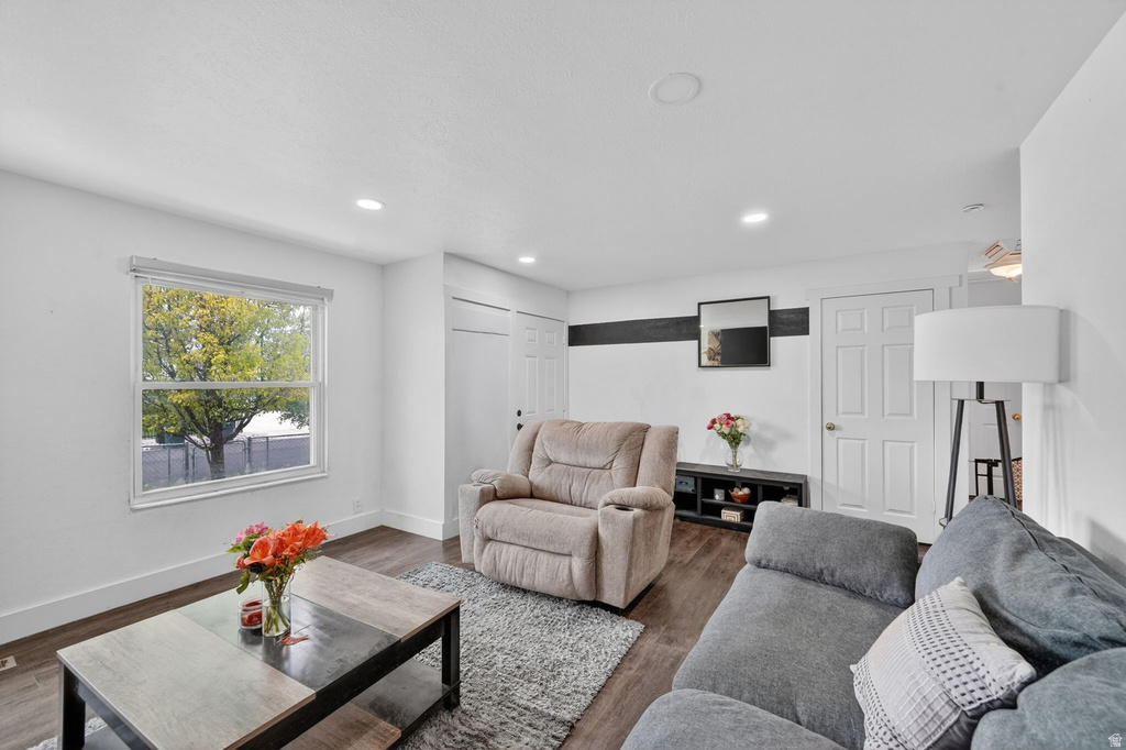 4325 S WILDROSE DR West Valley City, UT 84120