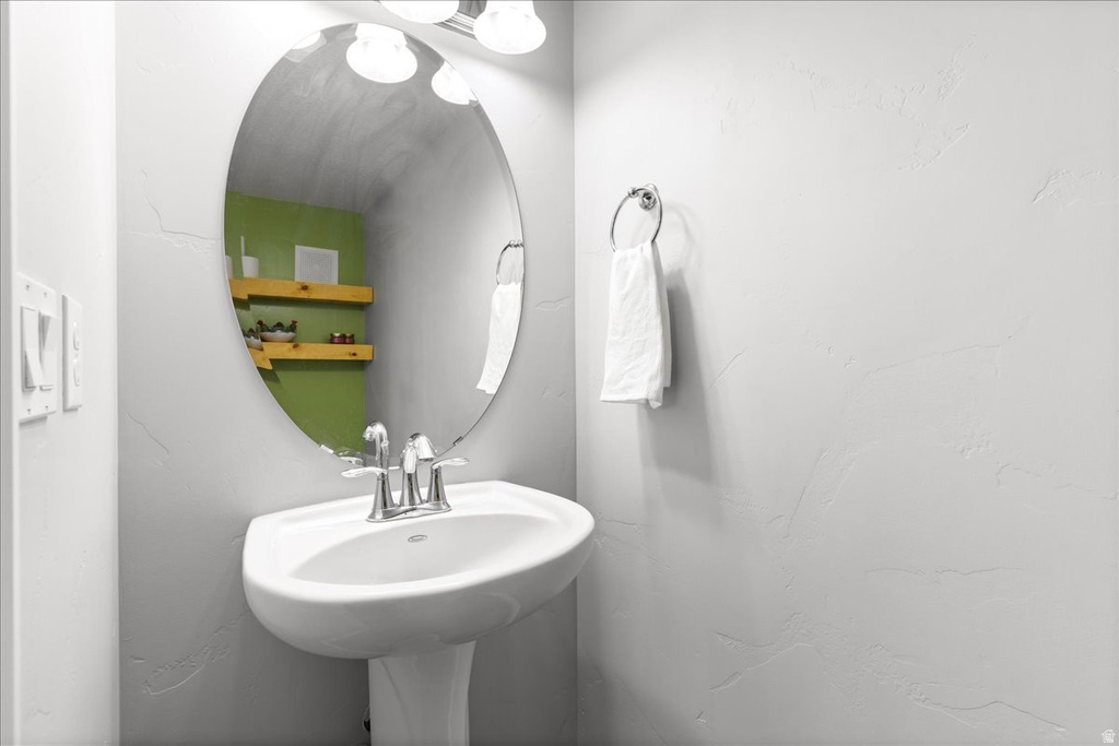 360 E BRIGHAM RD Stansbury Park, UT 84074