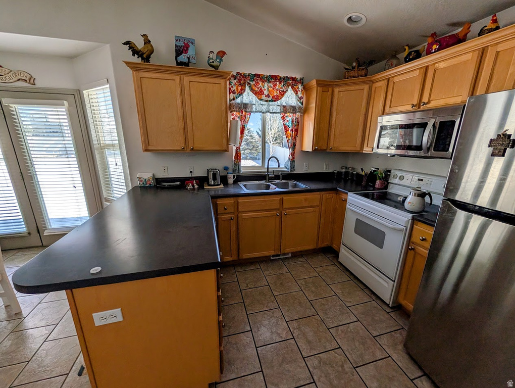 5798 W MOON SHADOW DR Herriman, UT 84096
