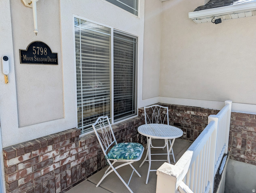 5798 W MOON SHADOW DR Herriman, UT 84096