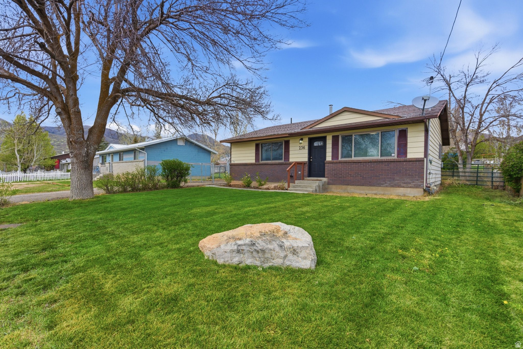 256 W 100 S Midway, UT 84049