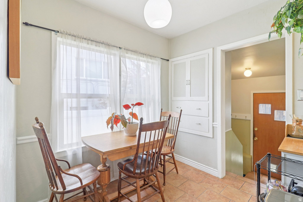 2525 S 1800 E Salt Lake City, UT 84106