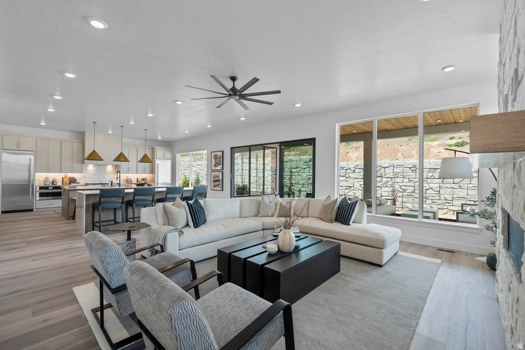 1044 N 1690 E #222 Salem, UT 84653