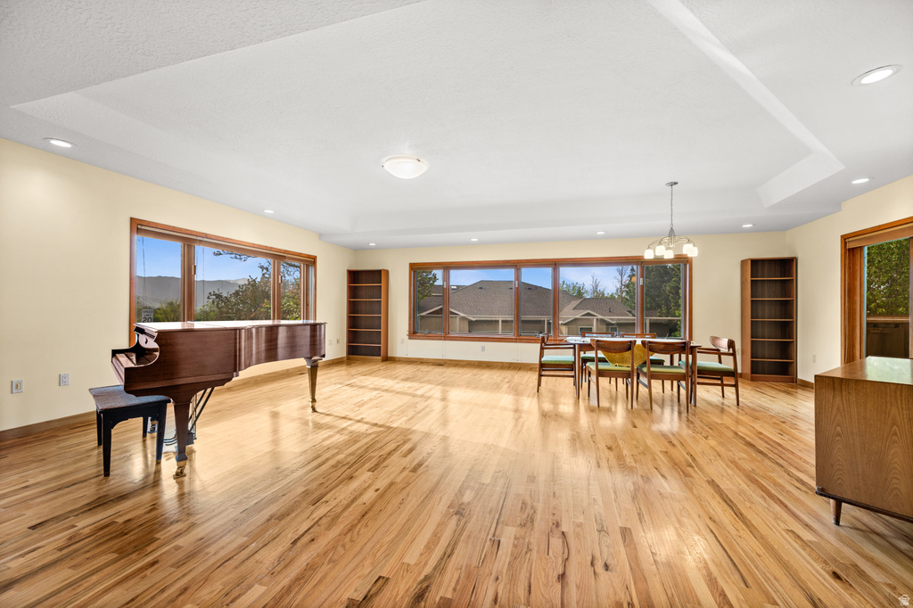 927 N ENSIGN VISTA DR Salt Lake City, UT 84103