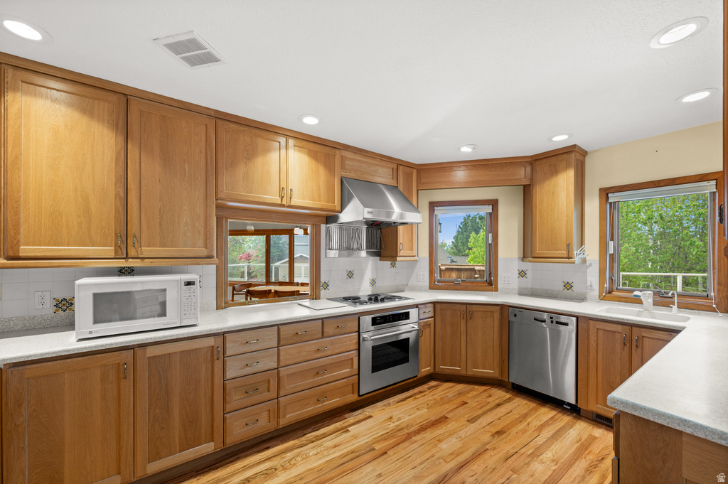 927 N ENSIGN VISTA DR Salt Lake City, UT 84103