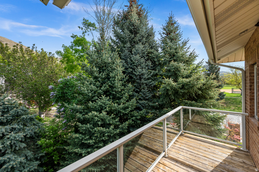 927 N ENSIGN VISTA DR Salt Lake City, UT 84103