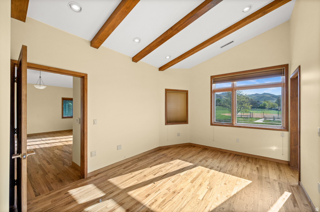 927 N ENSIGN VISTA DR Salt Lake City, UT 84103