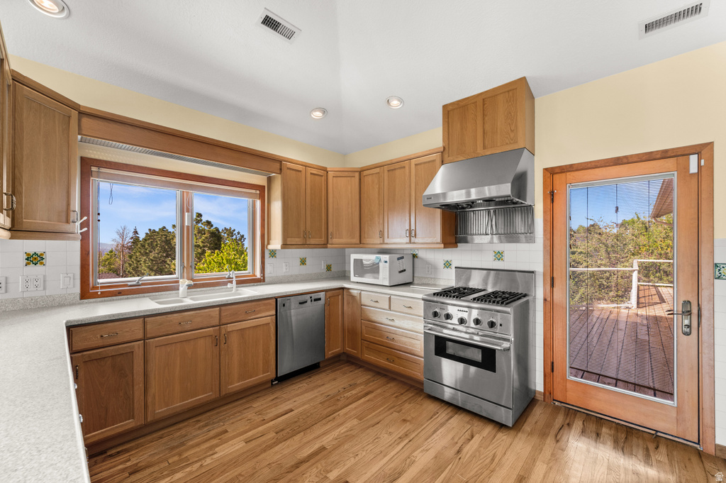 927 N ENSIGN VISTA DR Salt Lake City, UT 84103