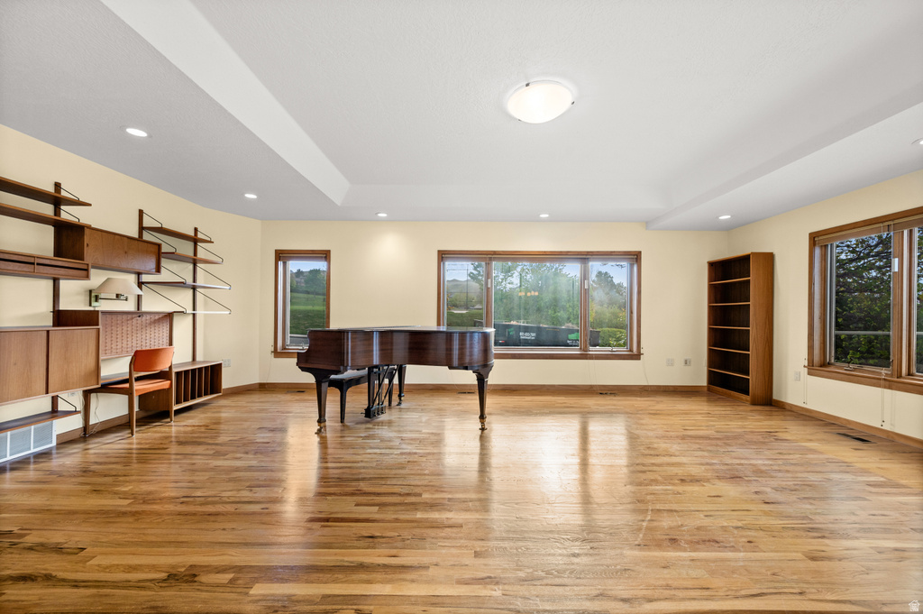 927 N ENSIGN VISTA DR Salt Lake City, UT 84103