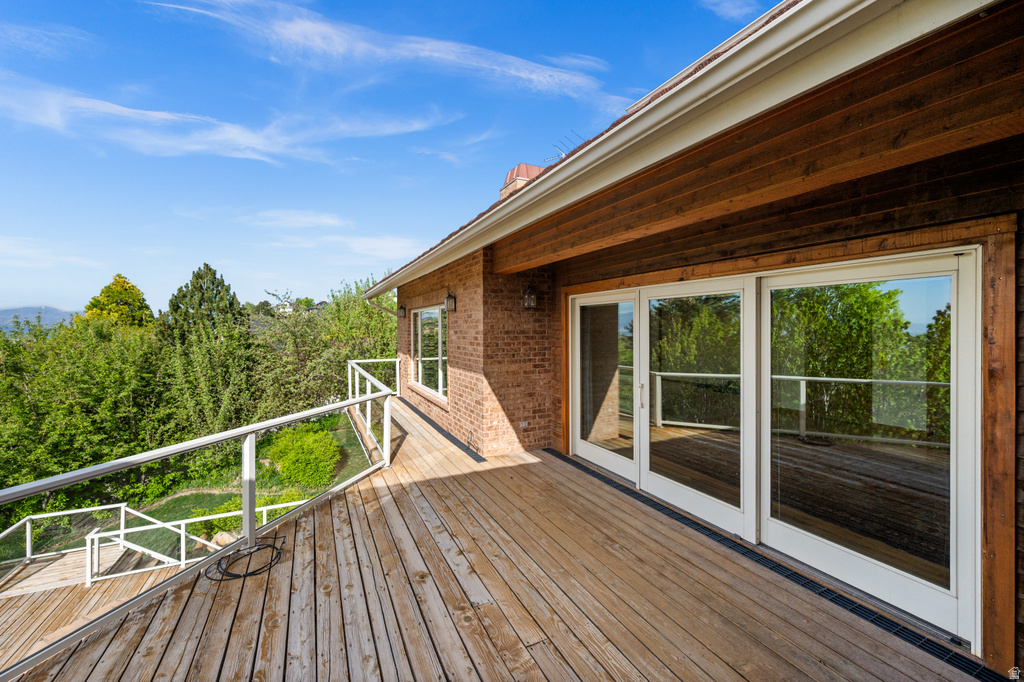 927 N ENSIGN VISTA DR Salt Lake City, UT 84103