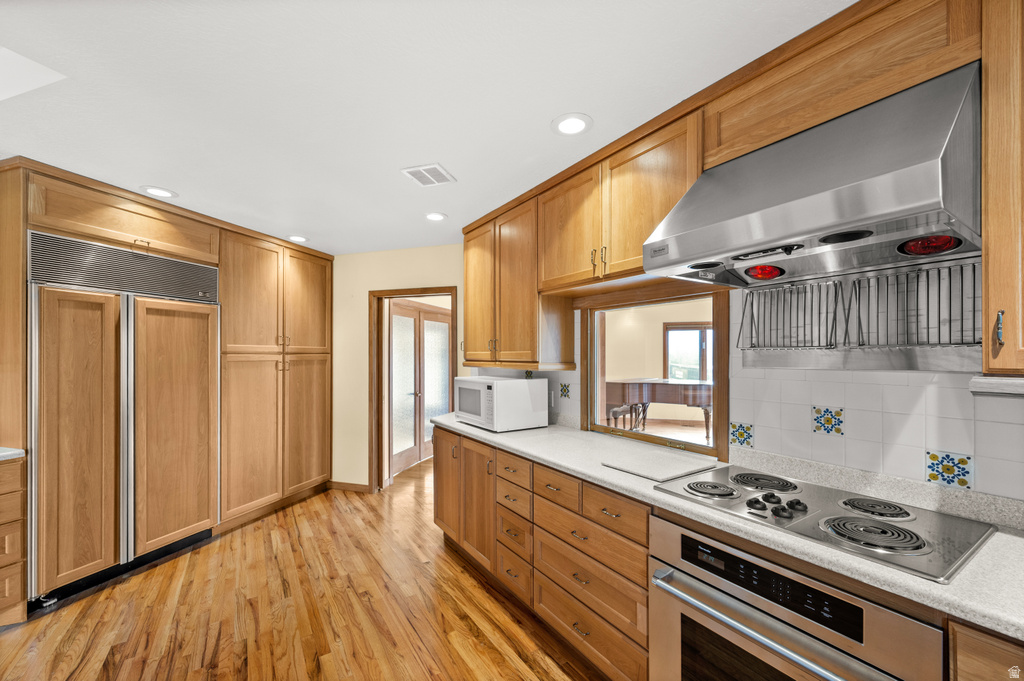 927 N ENSIGN VISTA DR Salt Lake City, UT 84103